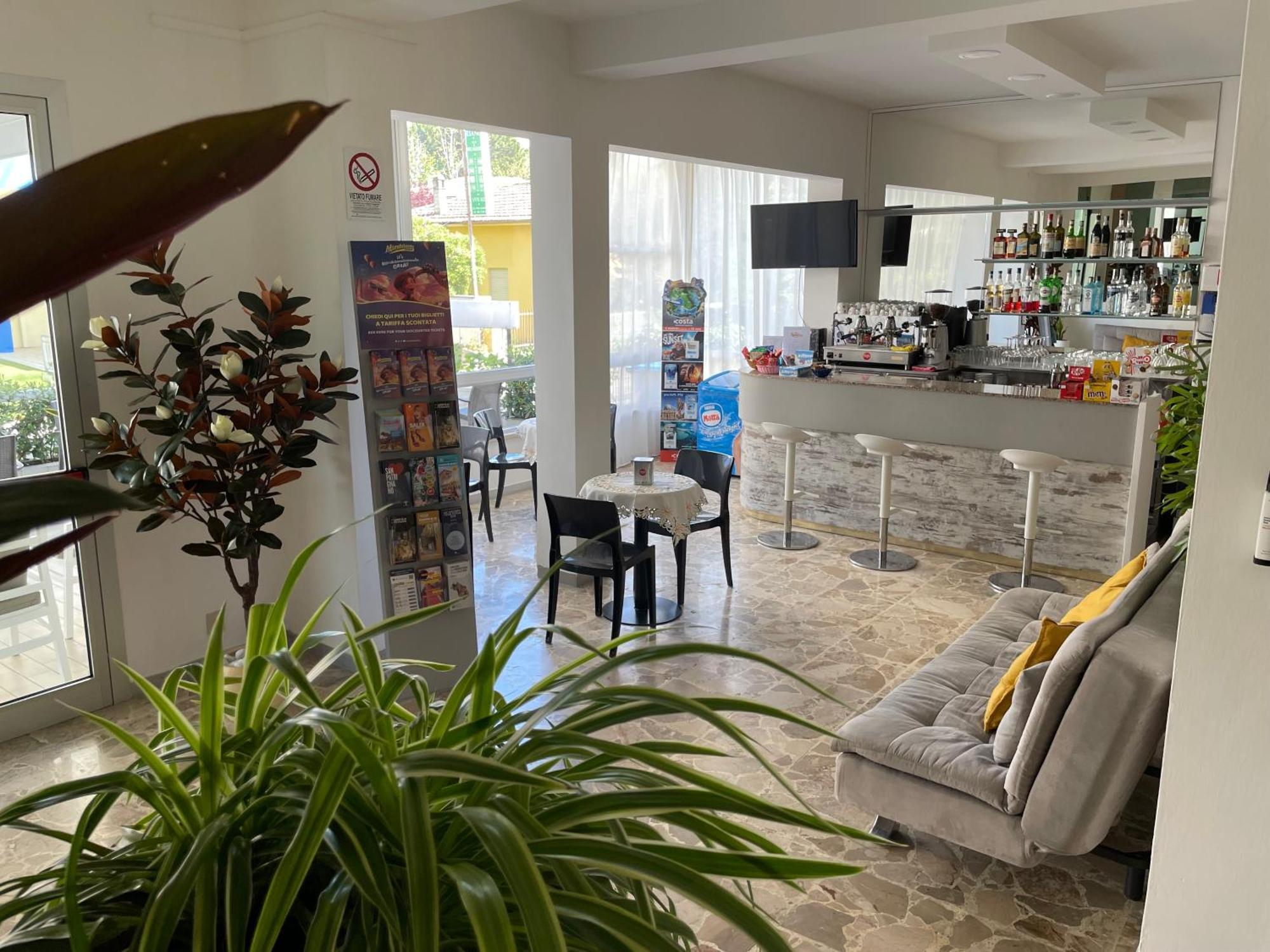 Hotel Barbiani Riccione Eksteriør billede