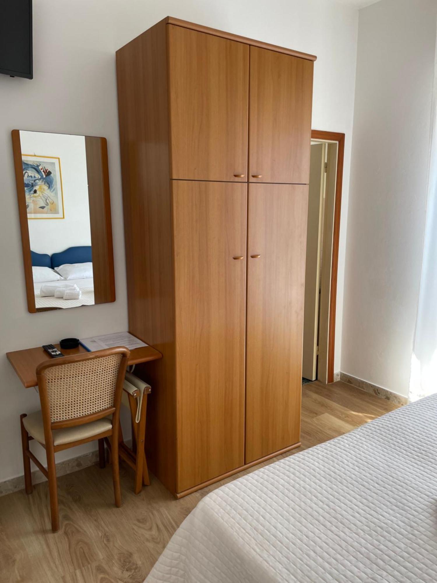 Hotel Barbiani Riccione Eksteriør billede