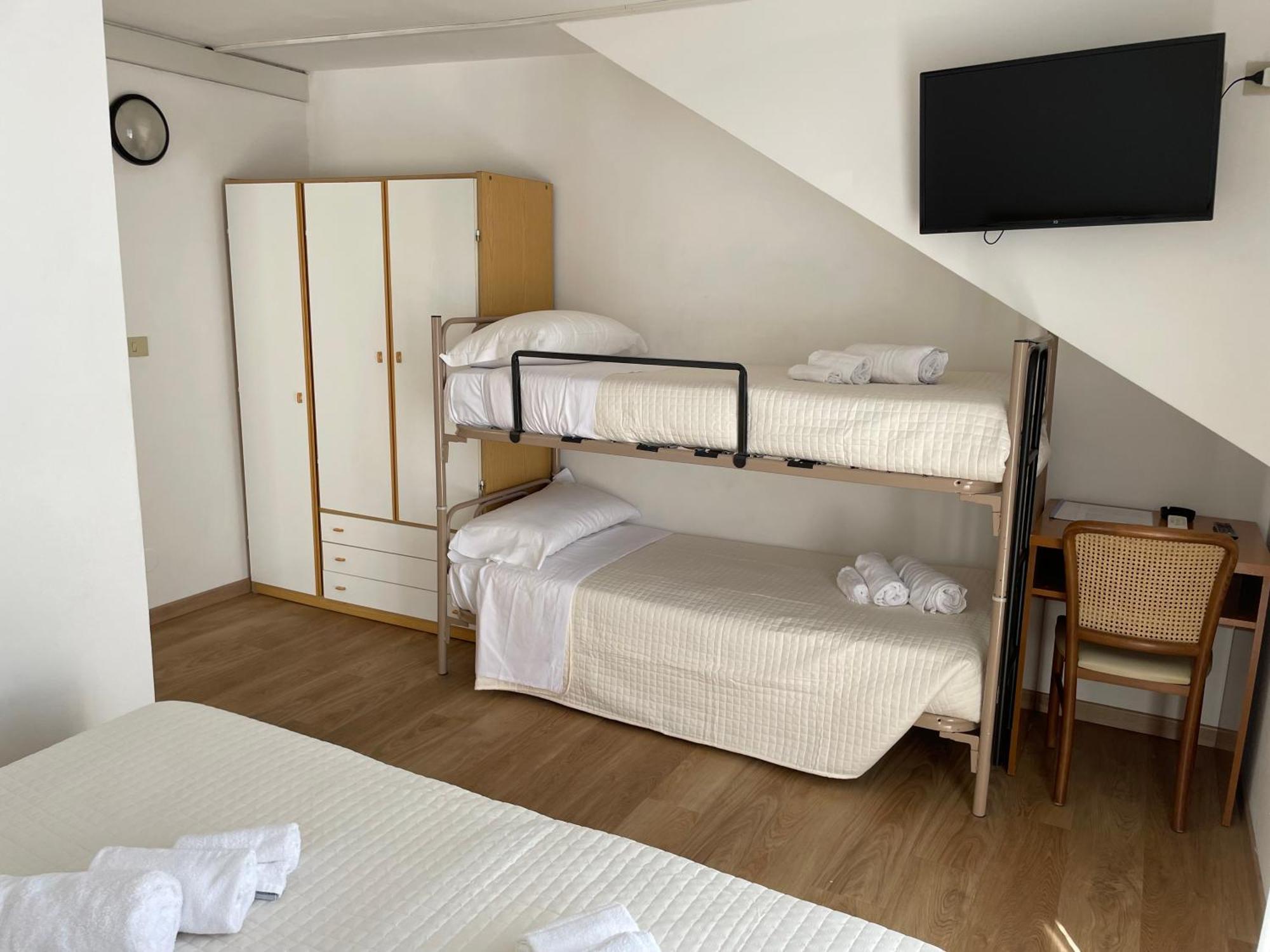 Hotel Barbiani Riccione Eksteriør billede