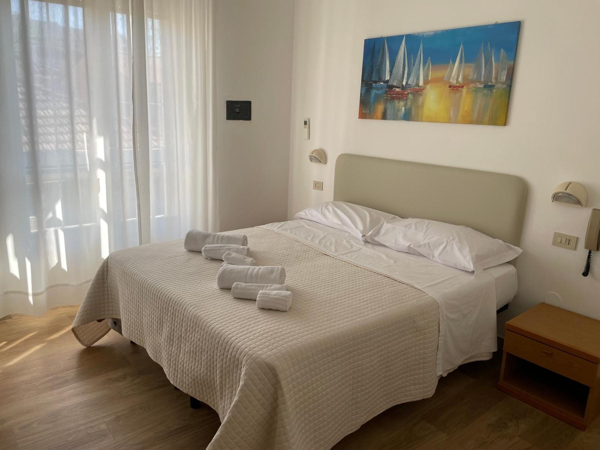 Hotel Barbiani Riccione Eksteriør billede
