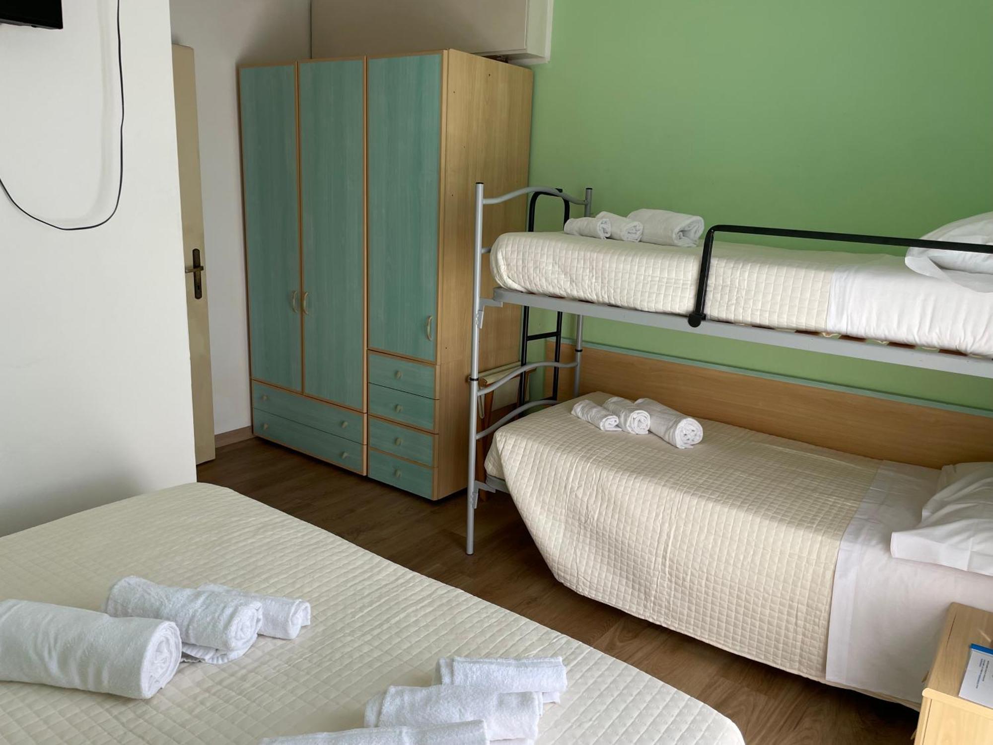 Hotel Barbiani Riccione Eksteriør billede